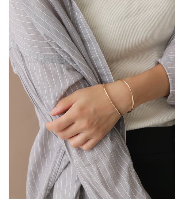 Lilas by Spick&Span「《予約》2.5パイプC型バングル K10」|ブレスレット・バングル|