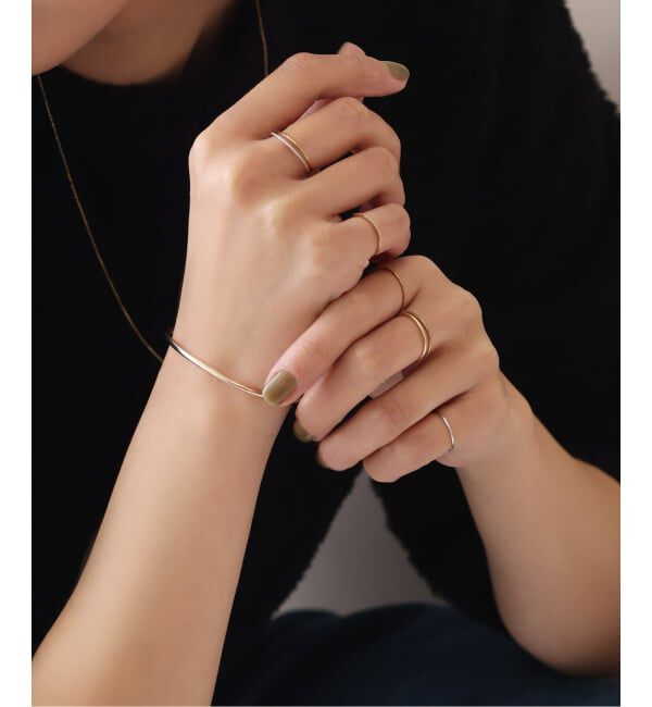 Lilas by Spick&Span「《予約》2.5パイプC型バングル K10」|ブレスレット・バングル|