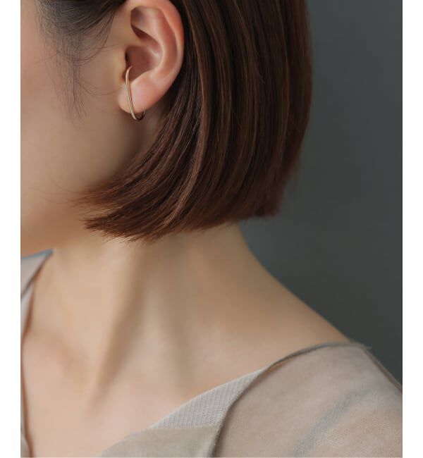 Lilas by Spick&Span「《予約》J型パイプピアスL K10（両耳）」|ピアス|ゴールド