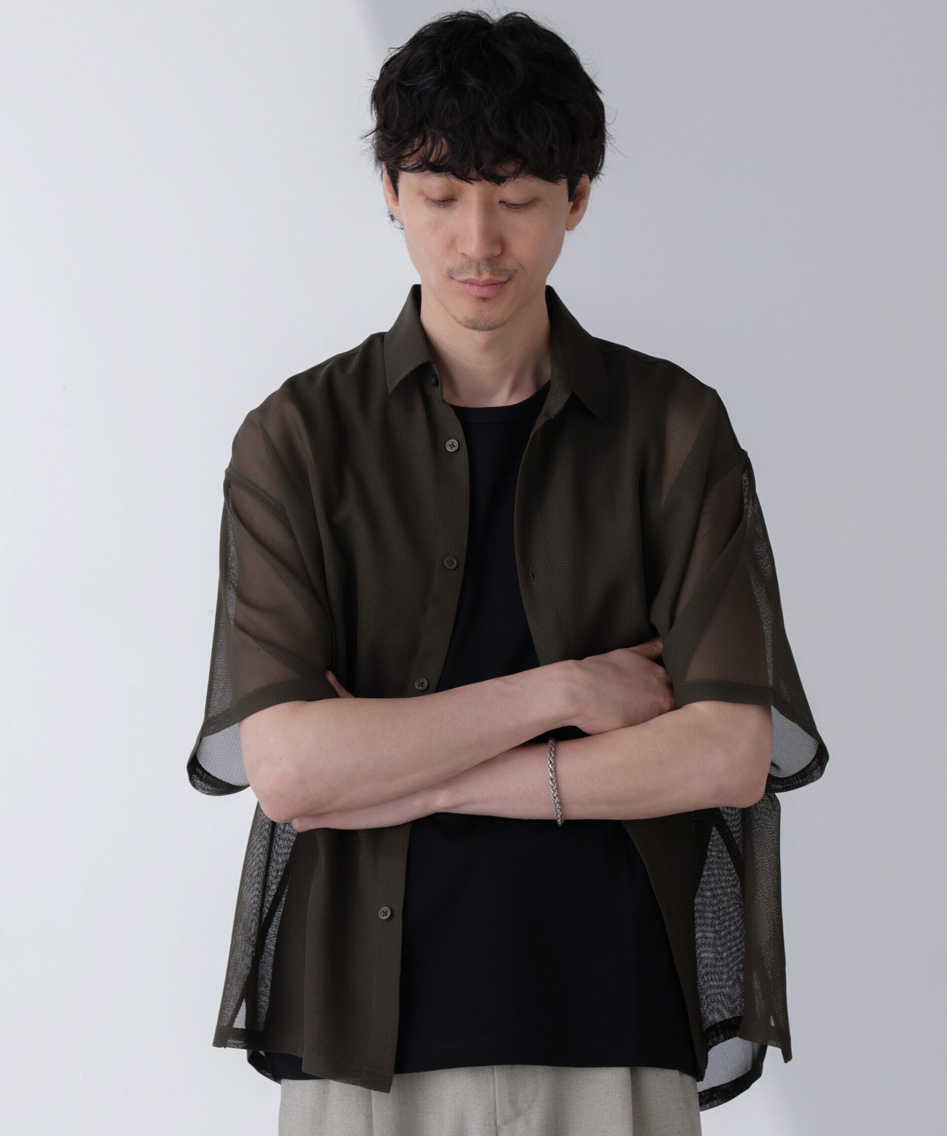 nano･universe「レギュラーカラーテックメッシュシャツ 半袖」|シャツ・ブラウス|カーキ