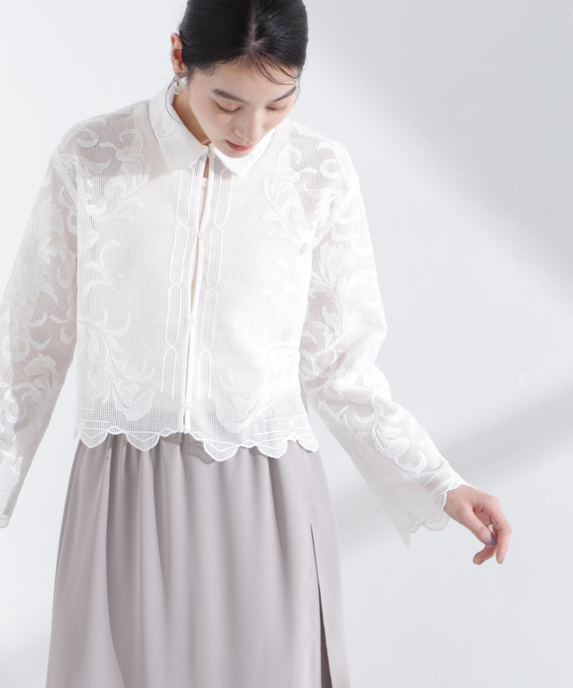 nano･universe「モチーフ刺繍レースシャツ」|シャツ・ブラウス|