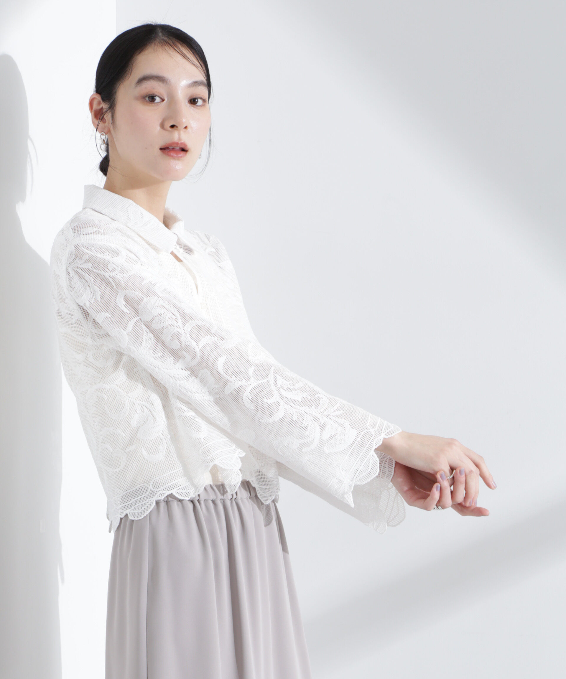 nano･universe「モチーフ刺繍レースシャツ」|シャツ・ブラウス|