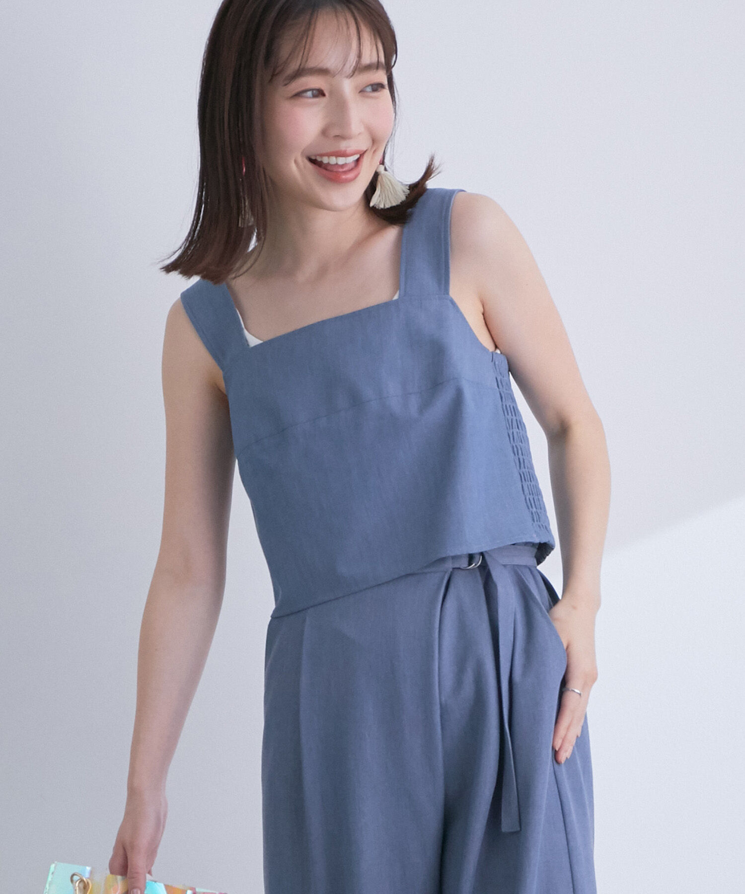 VIS「【高橋愛さんコラボ】セットアップでも1枚でも着られる、ビスチェトップス【セットアップ対応】」|ベスト・ジレ|