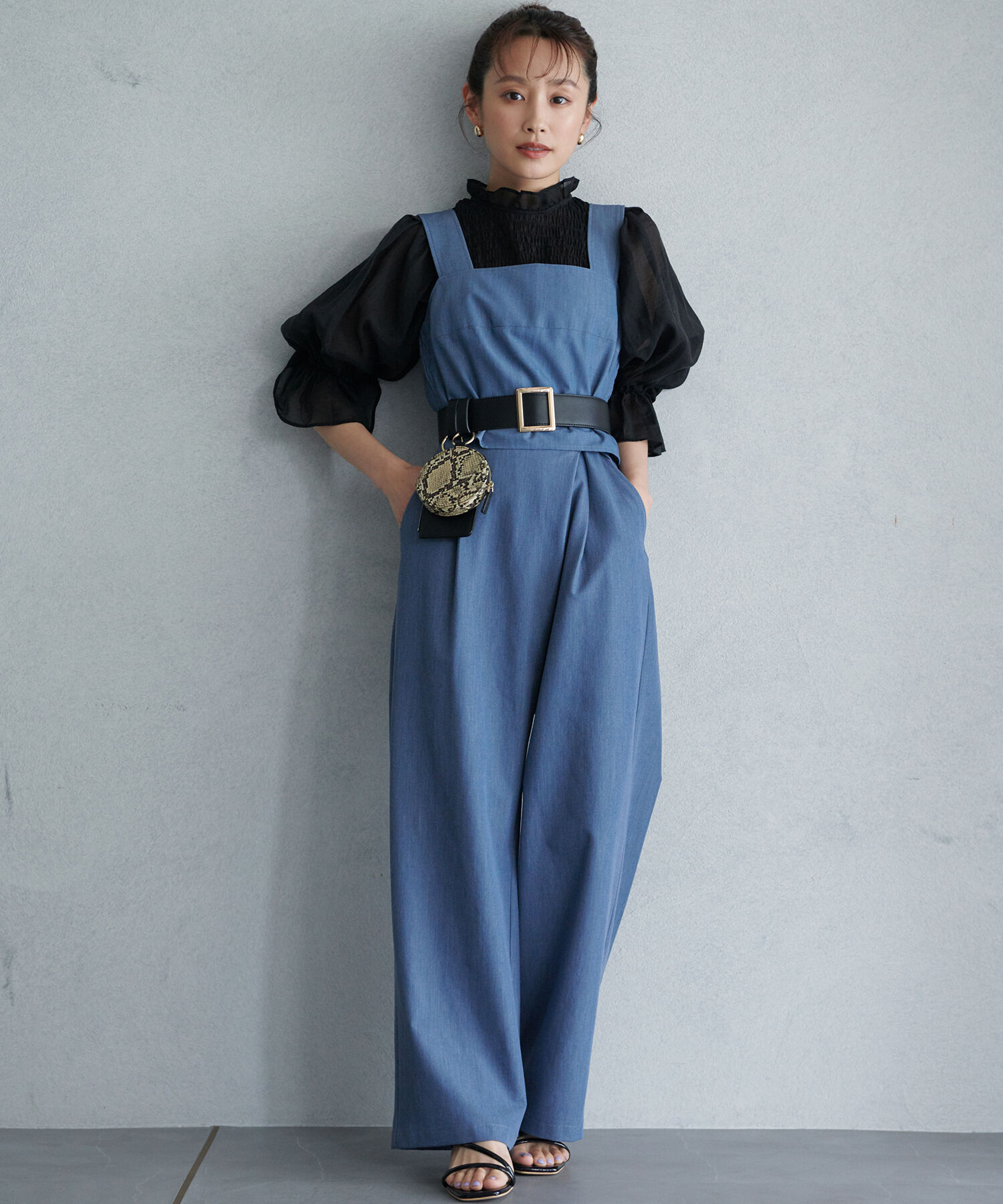 VIS「【高橋愛さんコラボ】セットアップでも1枚でも着られる、ビスチェトップス【セットアップ対応】」|ベスト・ジレ|