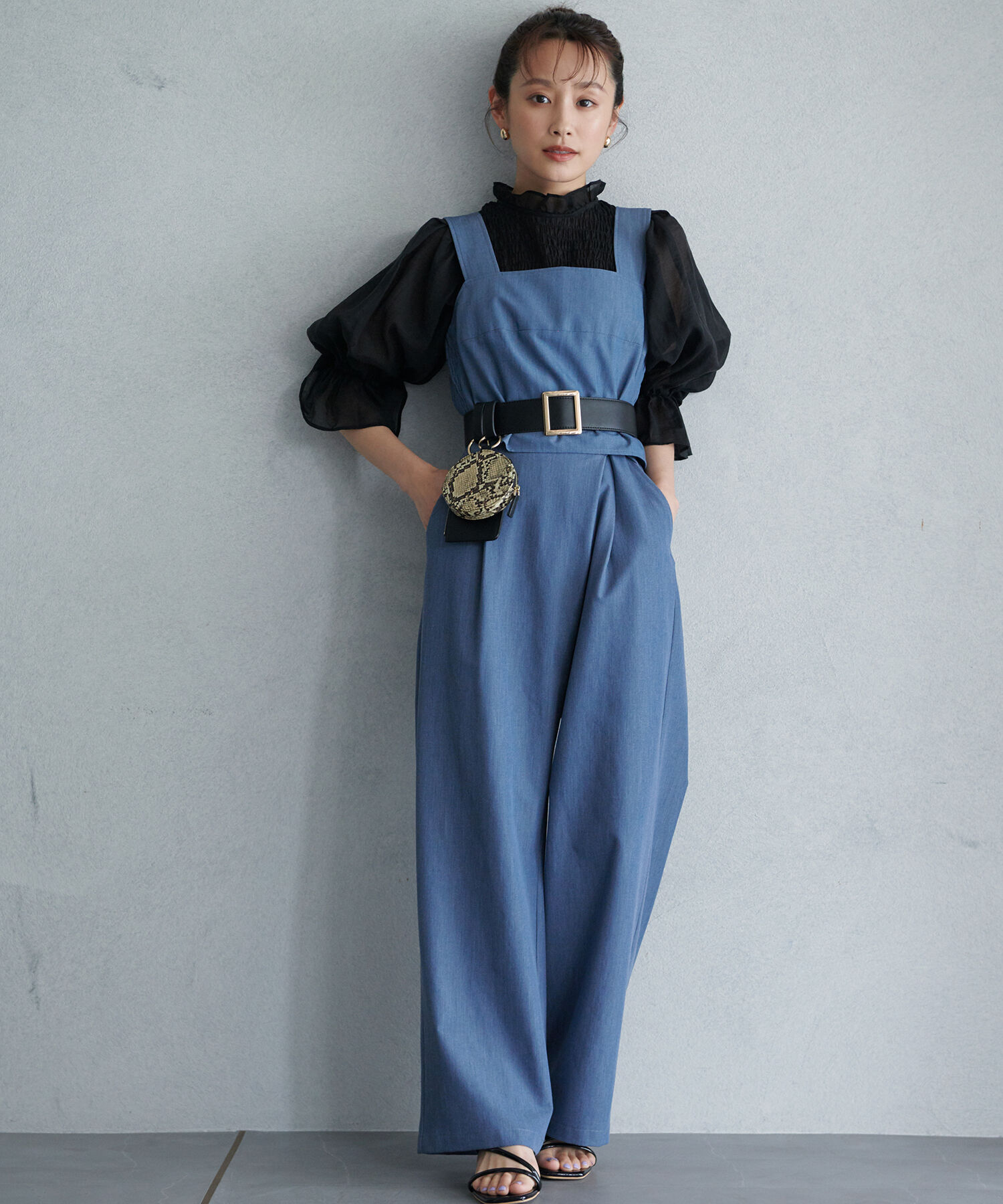 VIS「【高橋愛さんコラボ】セットアップでも1枚でも着られる、ビスチェトップス【セットアップ対応】」|ベスト・ジレ|