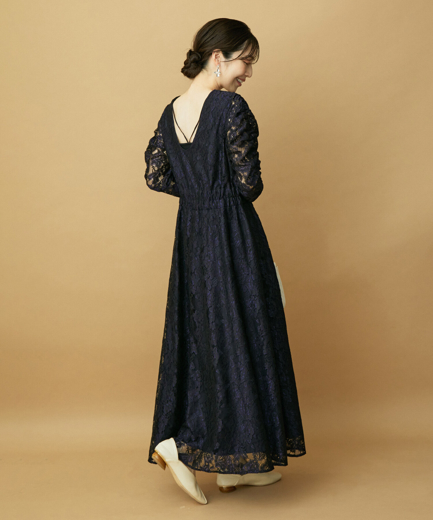 VIS「【VIS DRESS】総レースバックオープンワンピース」|ワンピース|