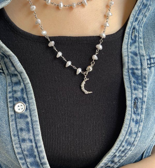  「【インフルエンサーOKOCHI企画】月モチーフランダムパールネックレス」|ネックレス|