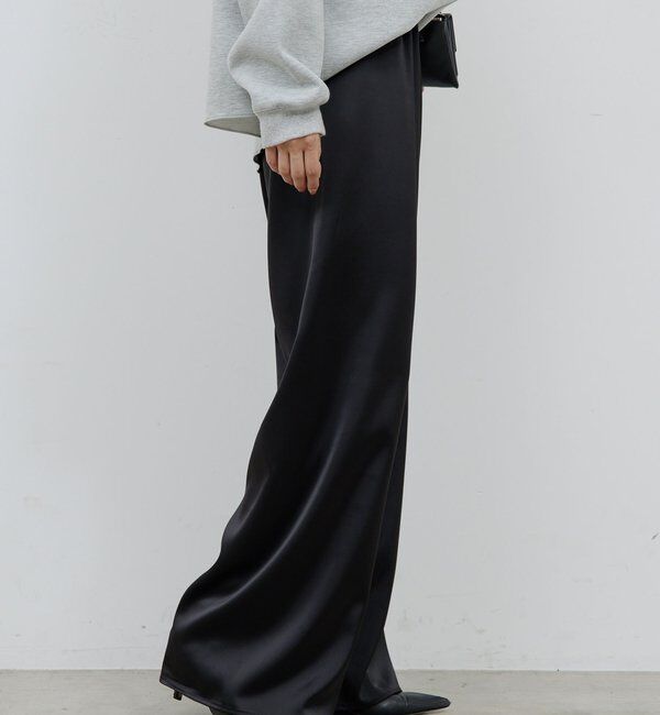  「ワイドドロストサテンパンツ」|チノ|