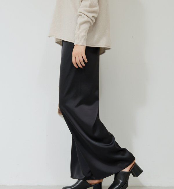  「ワイドドロストサテンパンツ」|チノ|
