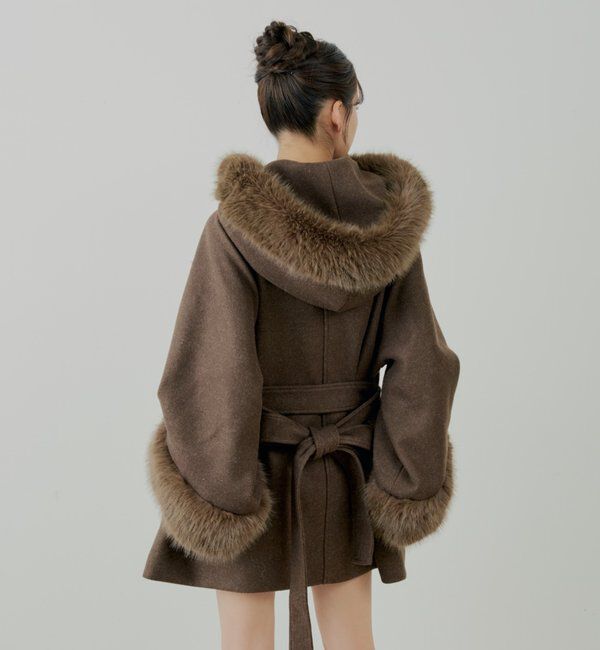 「【4色展開】ファー襟ケープコート」|その他|