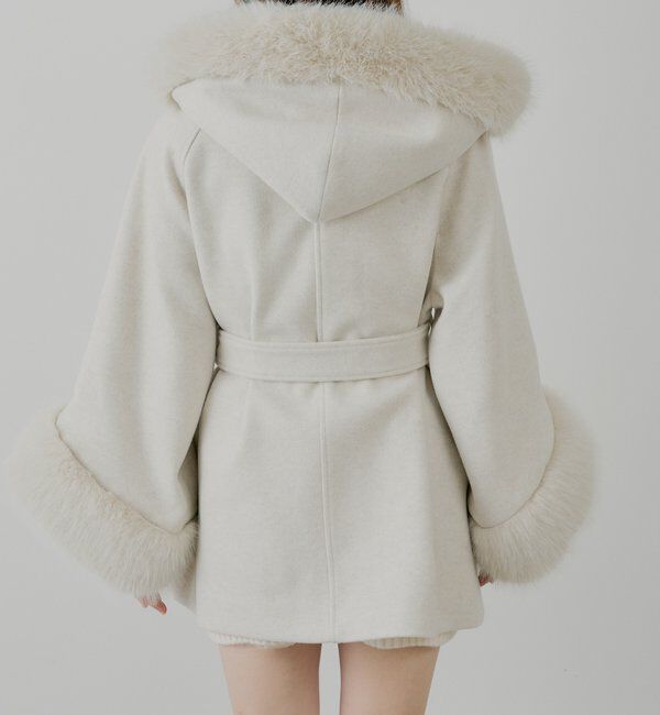  「【4色展開】ファー襟ケープコート」|その他|