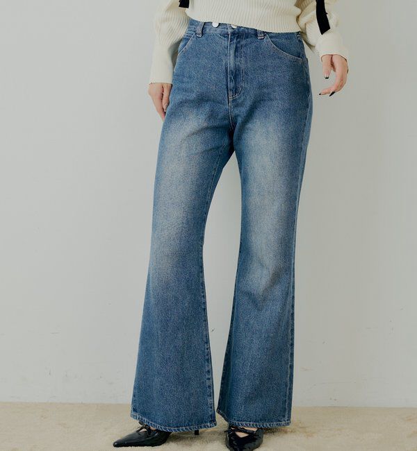  「パッチ付きフレアデニム」|デニム|