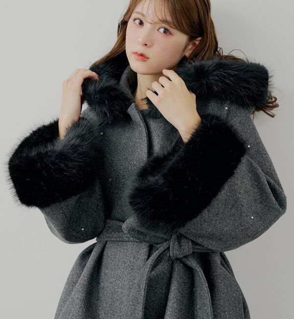  「ビジュー付きファー襟ケープコート」|その他|