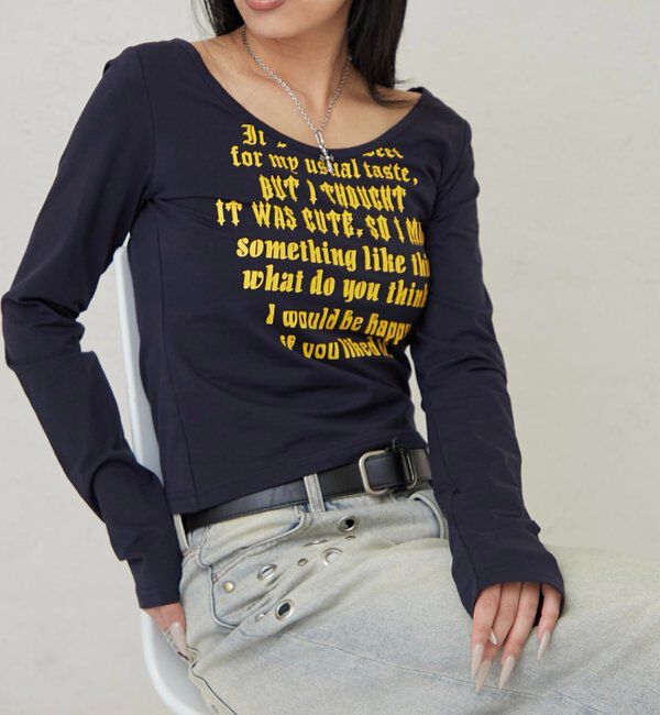  「【WEB限定】フレーズロゴトップス」|Tシャツ・カットソー|