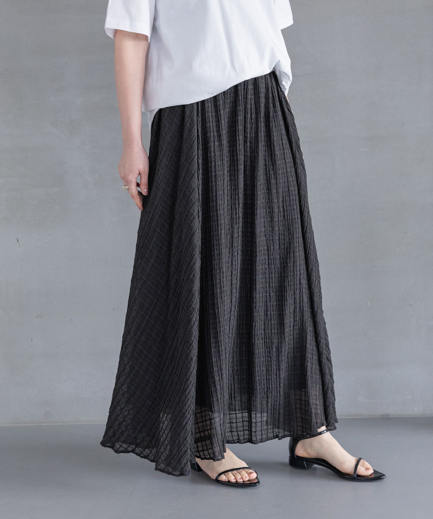 A part by 「【Sサイズ展開】シアーチェックフレアースカート」|スカート|