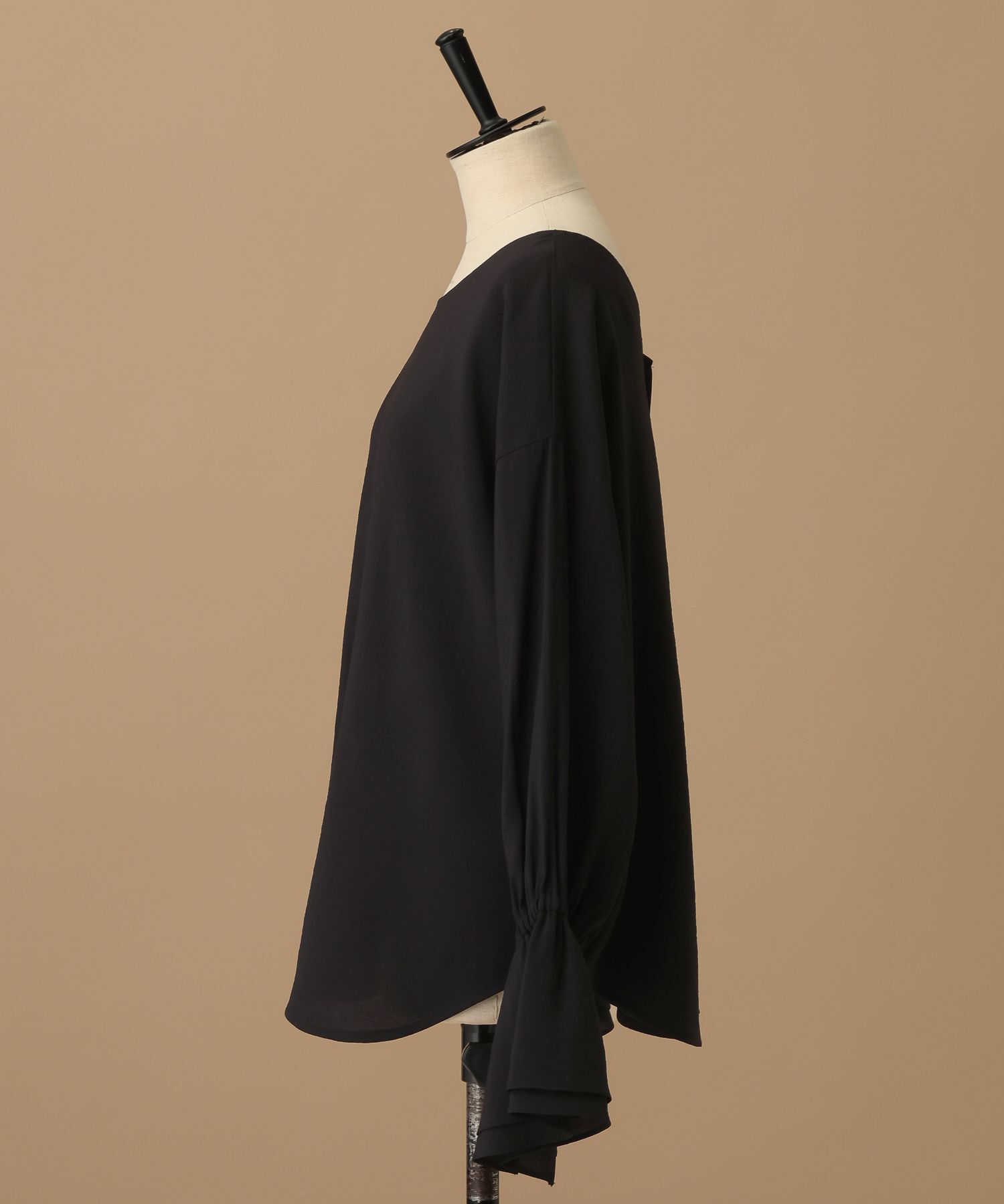  「【セレモニー】Ｃ＊アシメフリルブラウス」|シャツ・ブラウス|