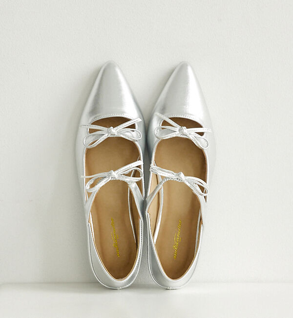 AU BANNISTER「【販売店舗限定】ダブルリボンポインテッドパンプス」|パンプス|シルバー