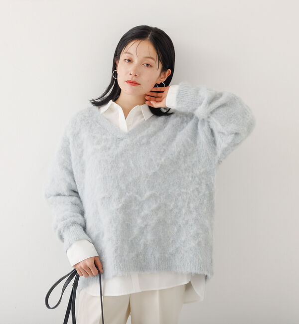 abahouse mavie「ブラッシュドVネックニット」|ニット・セーター|
