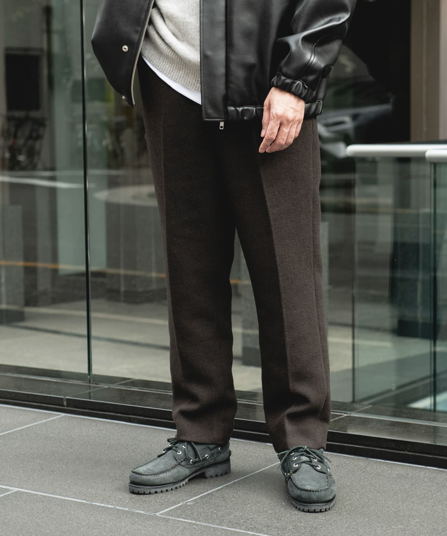 URBAN RESEARCH DOORS「『UR TECH』完声/暖 テーパードパンツ」|その他|ブラウン