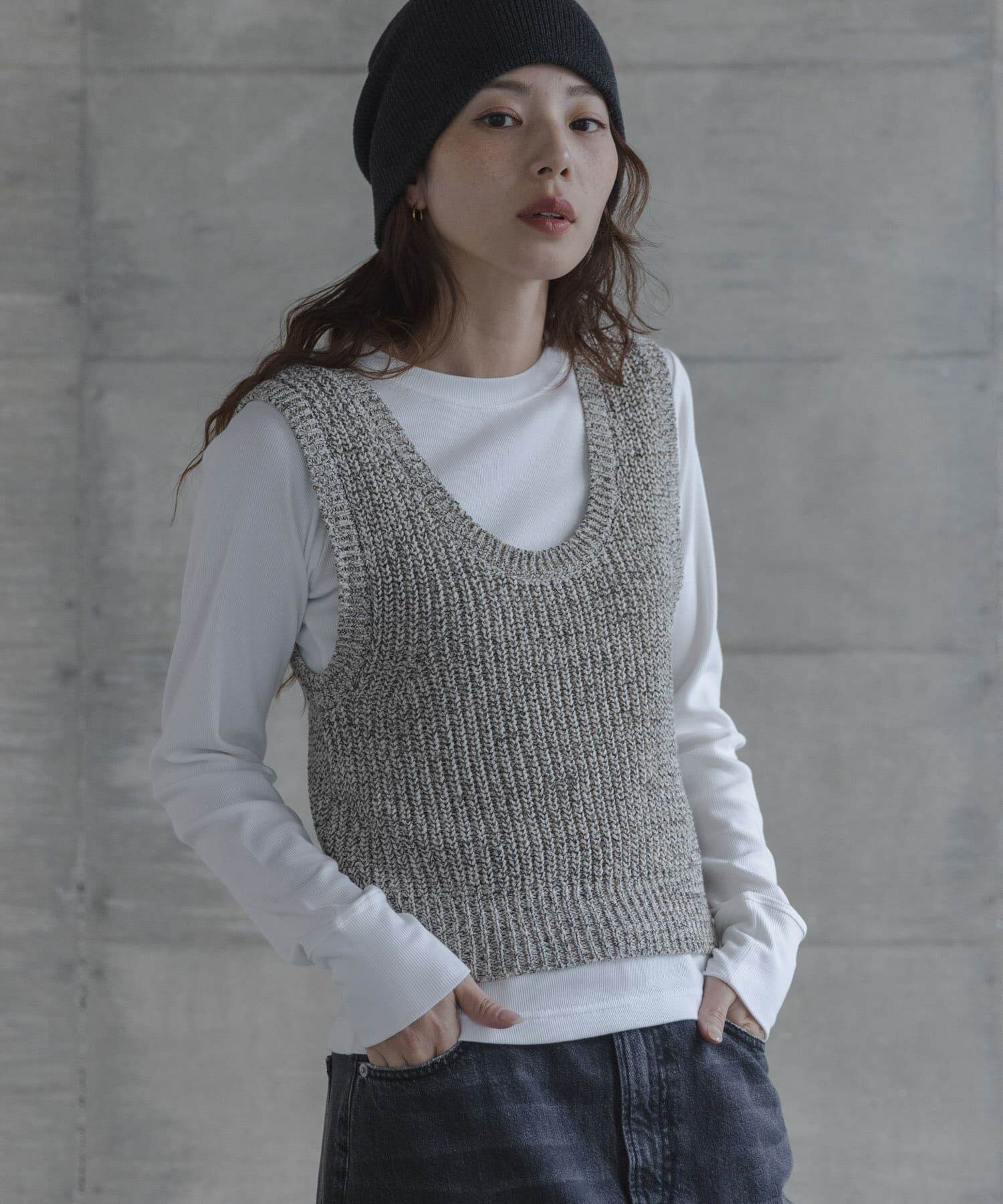 Sonny Label 「メランジテープヤーンUネックニットベスト」|ベスト・ジレ|