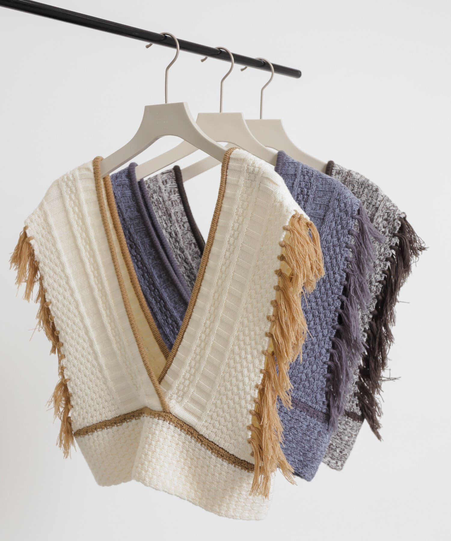 SENSE OF PLACE by URBAN RESEARCH「フリンジニットベスト」|ベスト・ジレ|