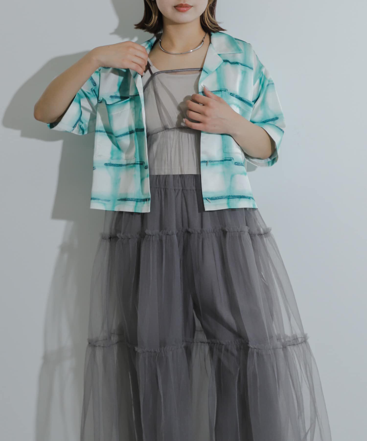 SENSE OF PLACE by URBAN RESEARCH「サテンオープンカラークロップドシャツ」|シャツ・ブラウス|