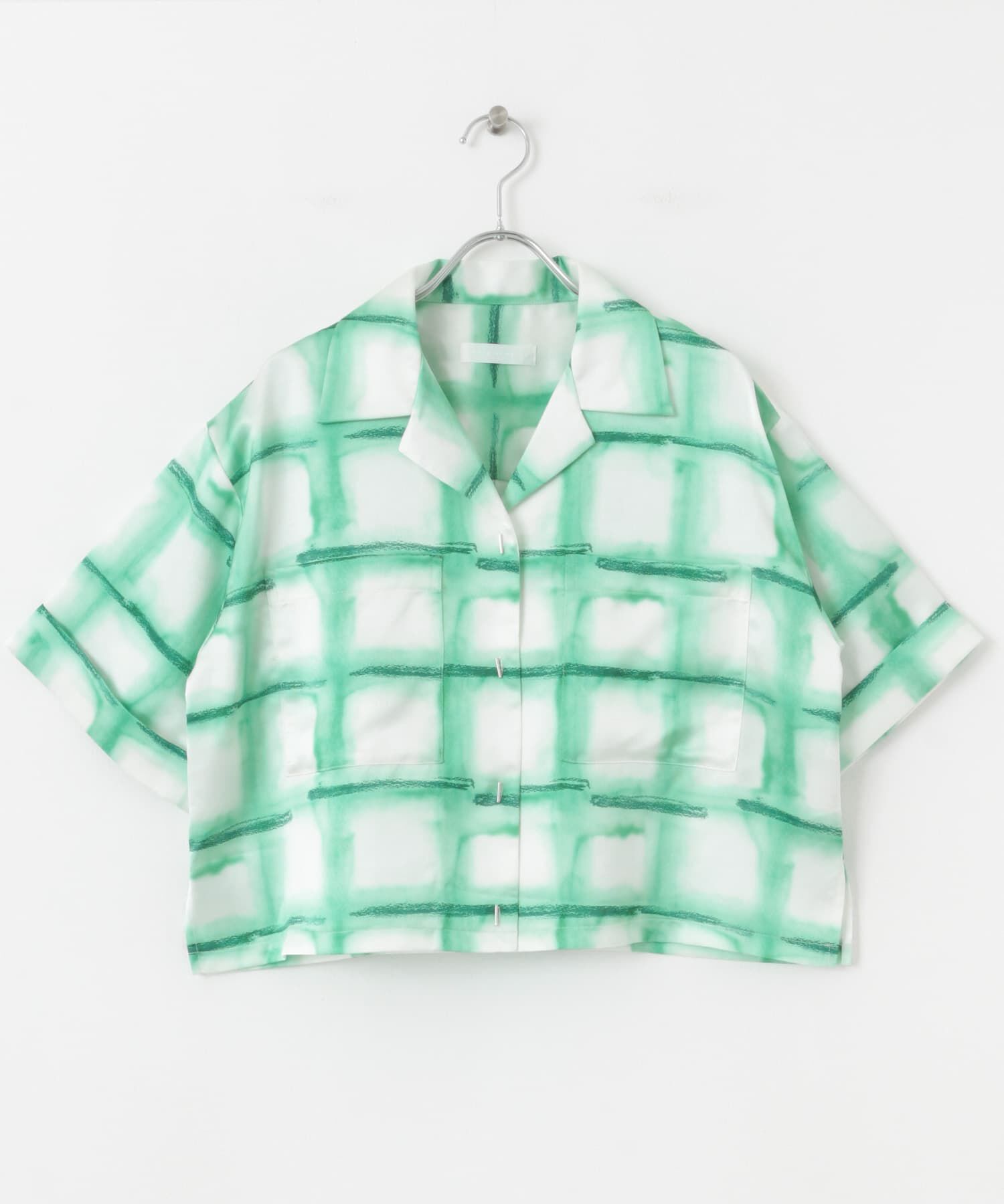 SENSE OF PLACE by URBAN RESEARCH「サテンオープンカラークロップドシャツ」|シャツ・ブラウス|