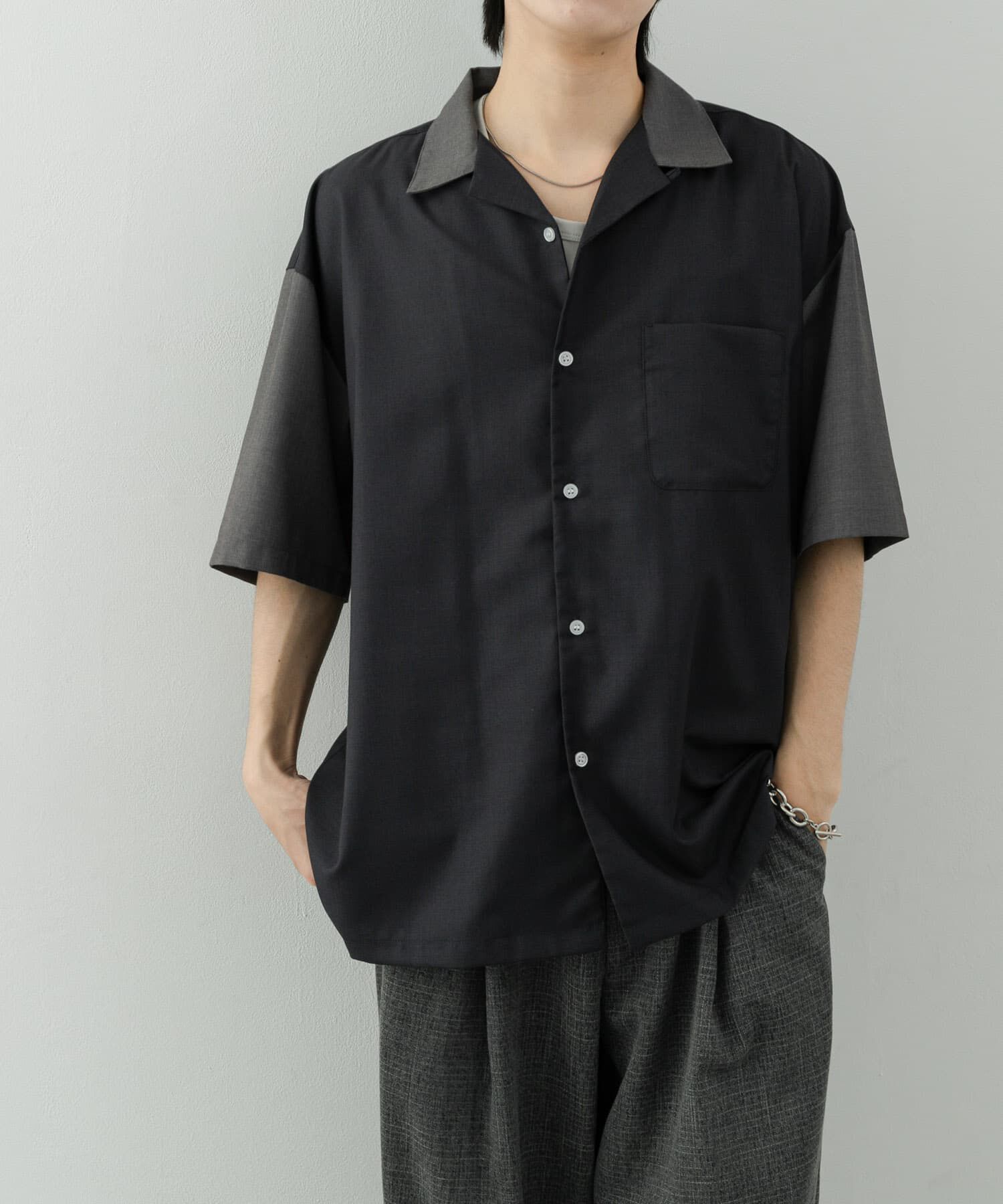 SENSE OF PLACE by URBAN RESEARCH「バイカラーオープンカラーショートスリーブシャツ」|シャツ・ブラウス|チャコールグレー