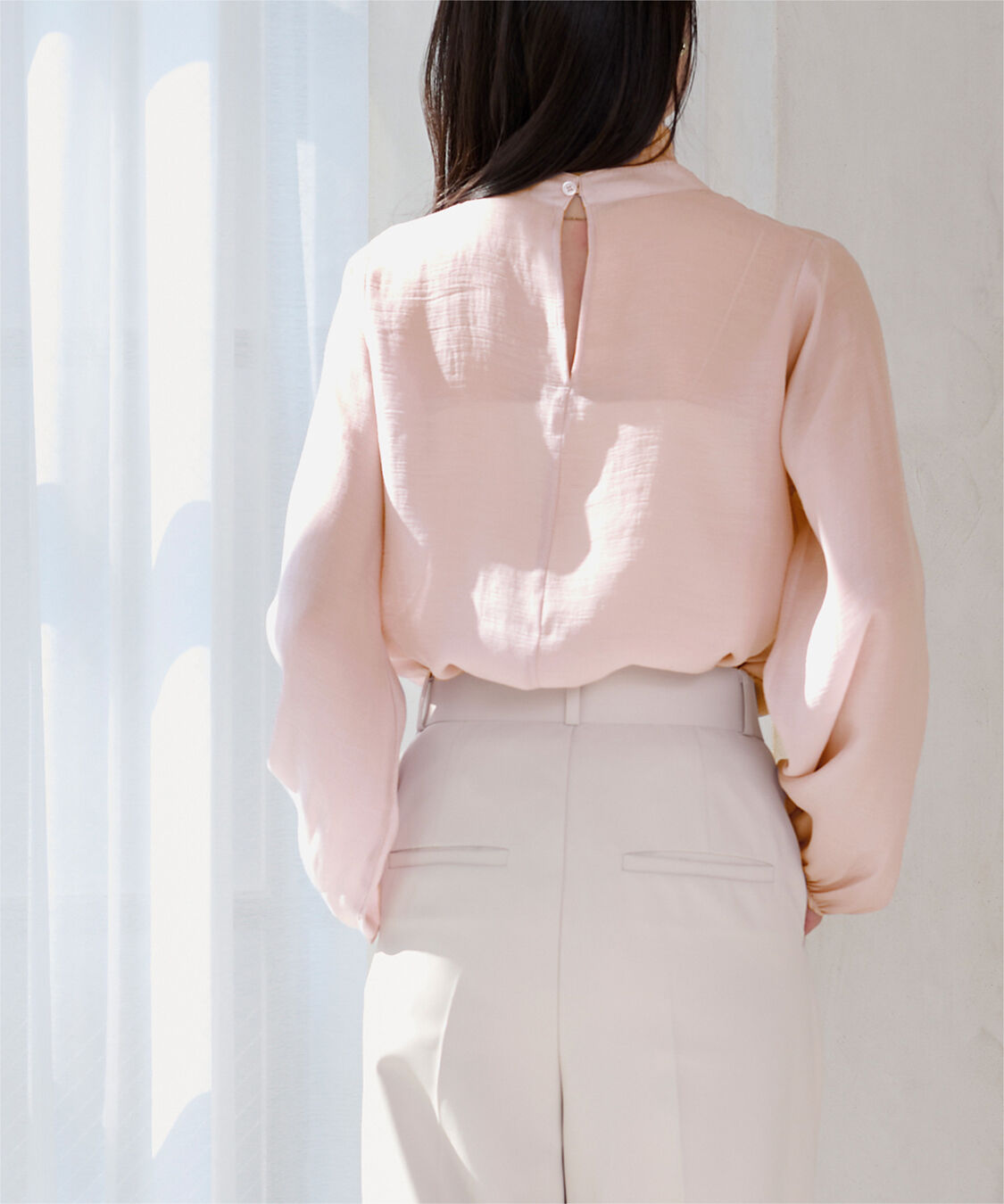 ur's「ボウタイ付シアーハイネックブラウス」|シャツ・ブラウス|