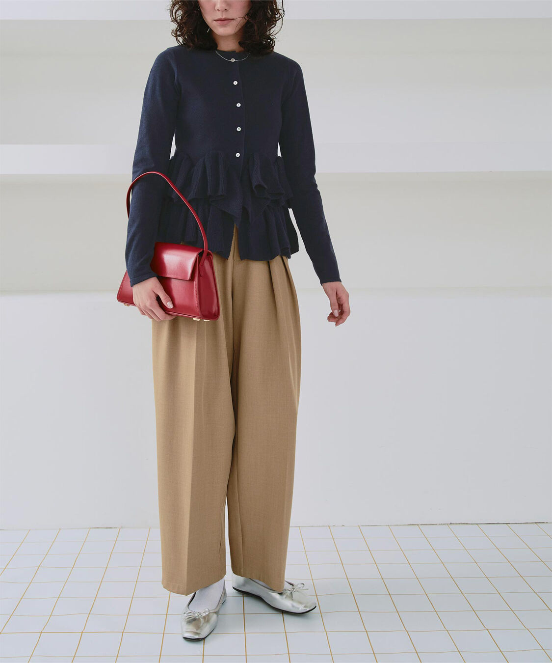 titivate「フリルヘムニットカーディガン」|ニット・セーター|