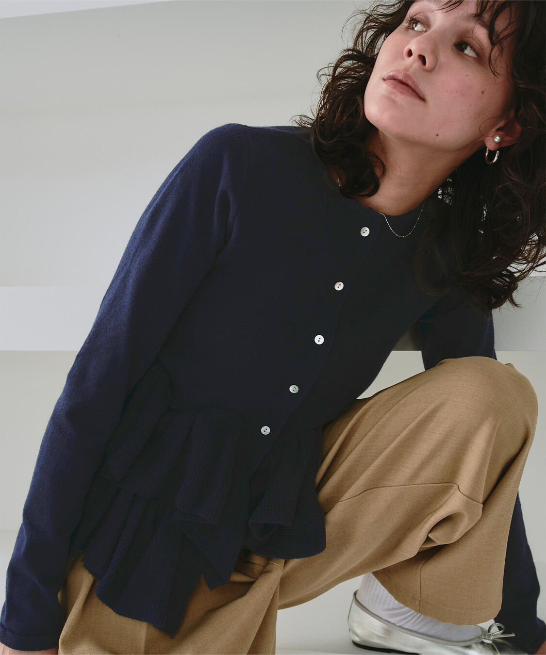 titivate「フリルヘムニットカーディガン」|ニット・セーター|