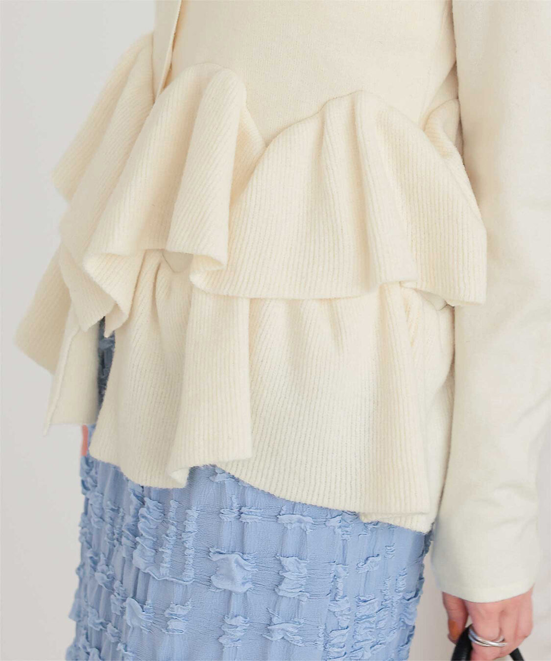titivate「フリルヘムニットカーディガン」|ニット・セーター|