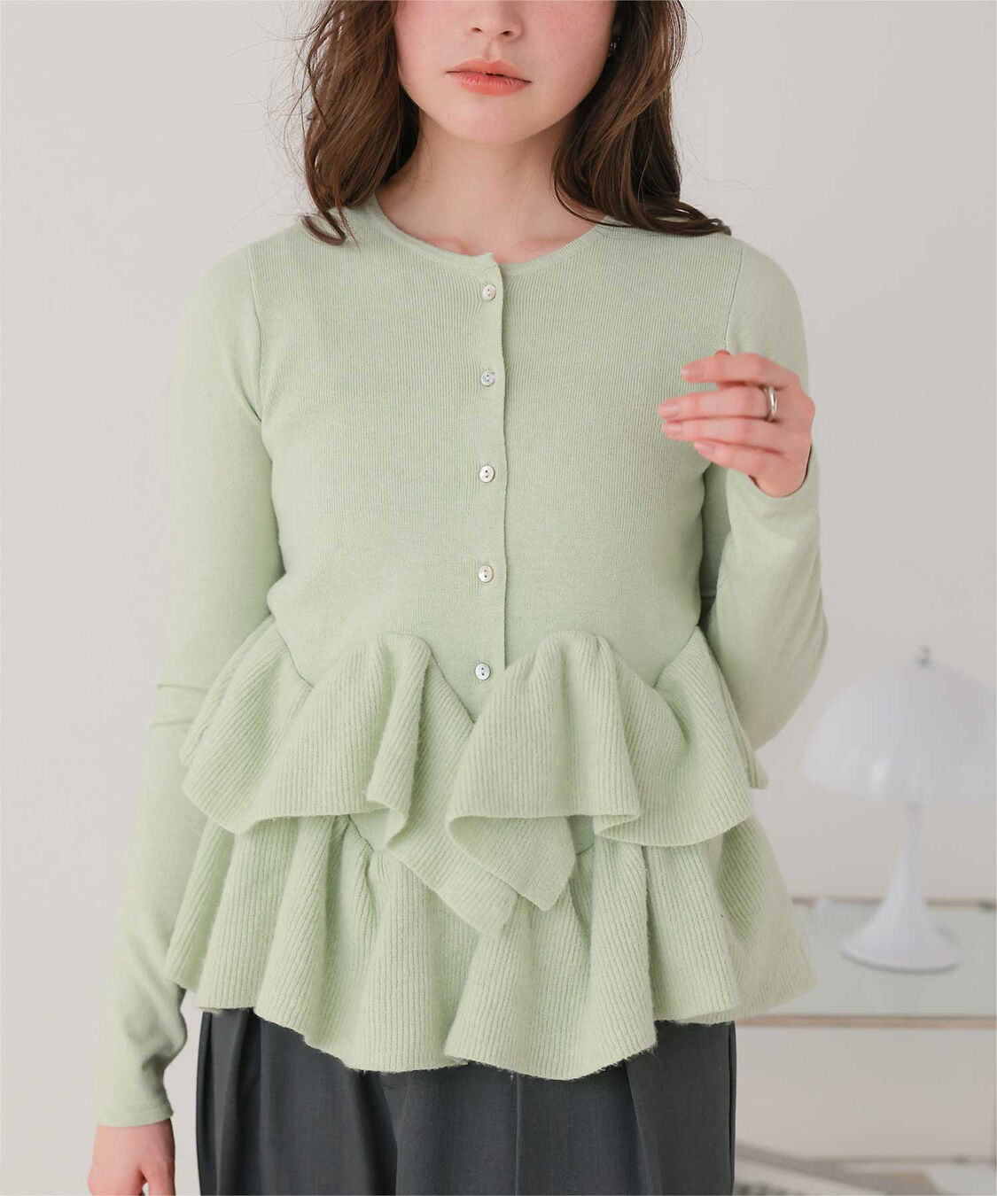 titivate「フリルヘムニットカーディガン」|ニット・セーター|ライトグリーン