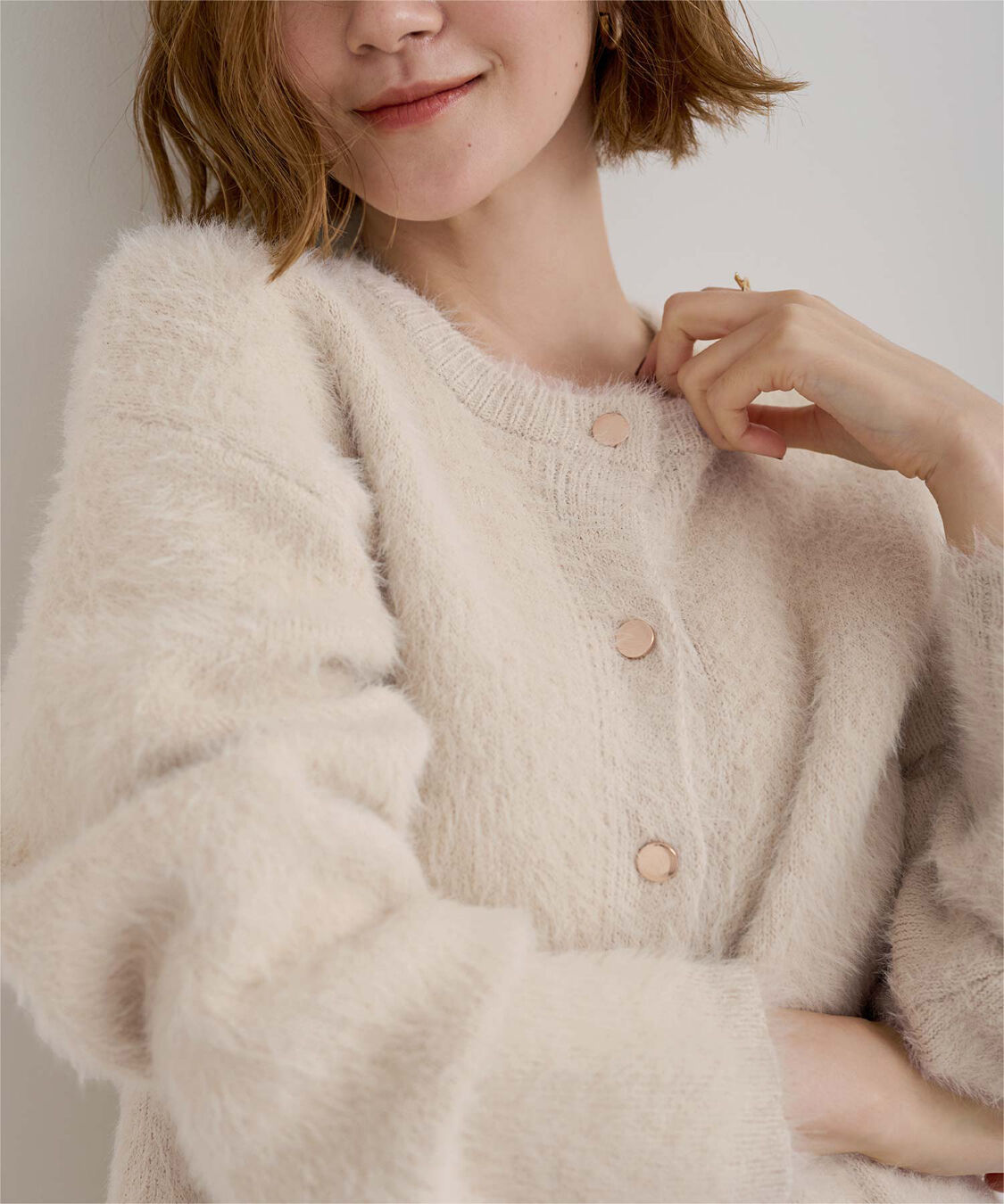 ur's「ゴールド釦シャギーニットカーディガン」|カーディガン|