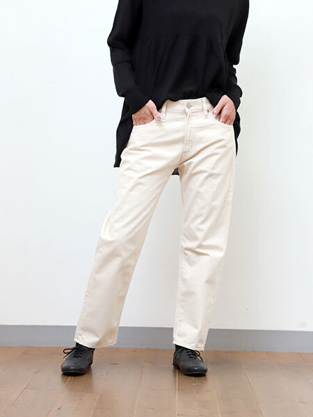 mizuiro ind「mizuiro ind 8分丈ホワイトデニム」|デニム|