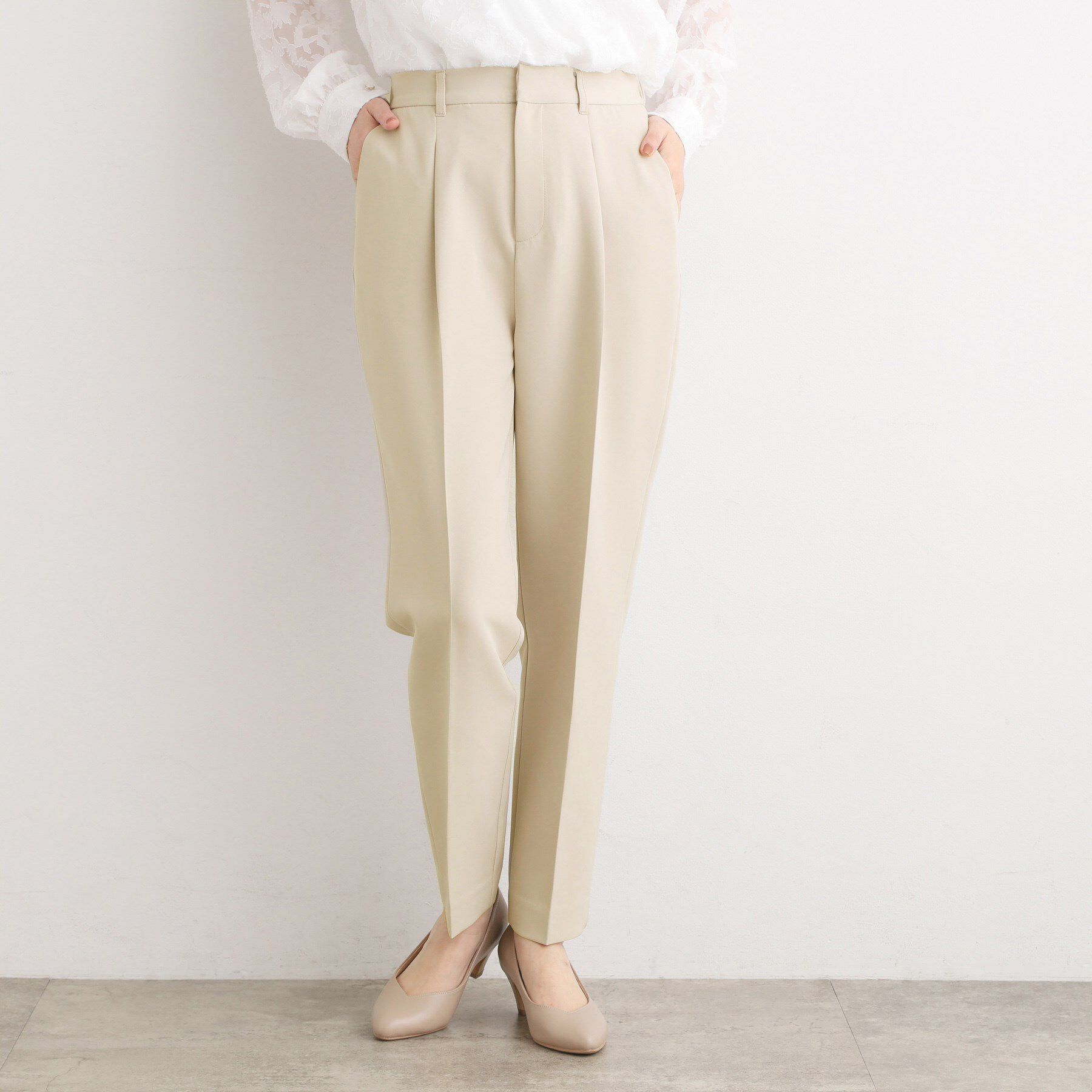 grove「【マシンウォッシュ／防シワ/SS-3L】ストレッチテーパードパンツ」|その他|グレージュ(050)