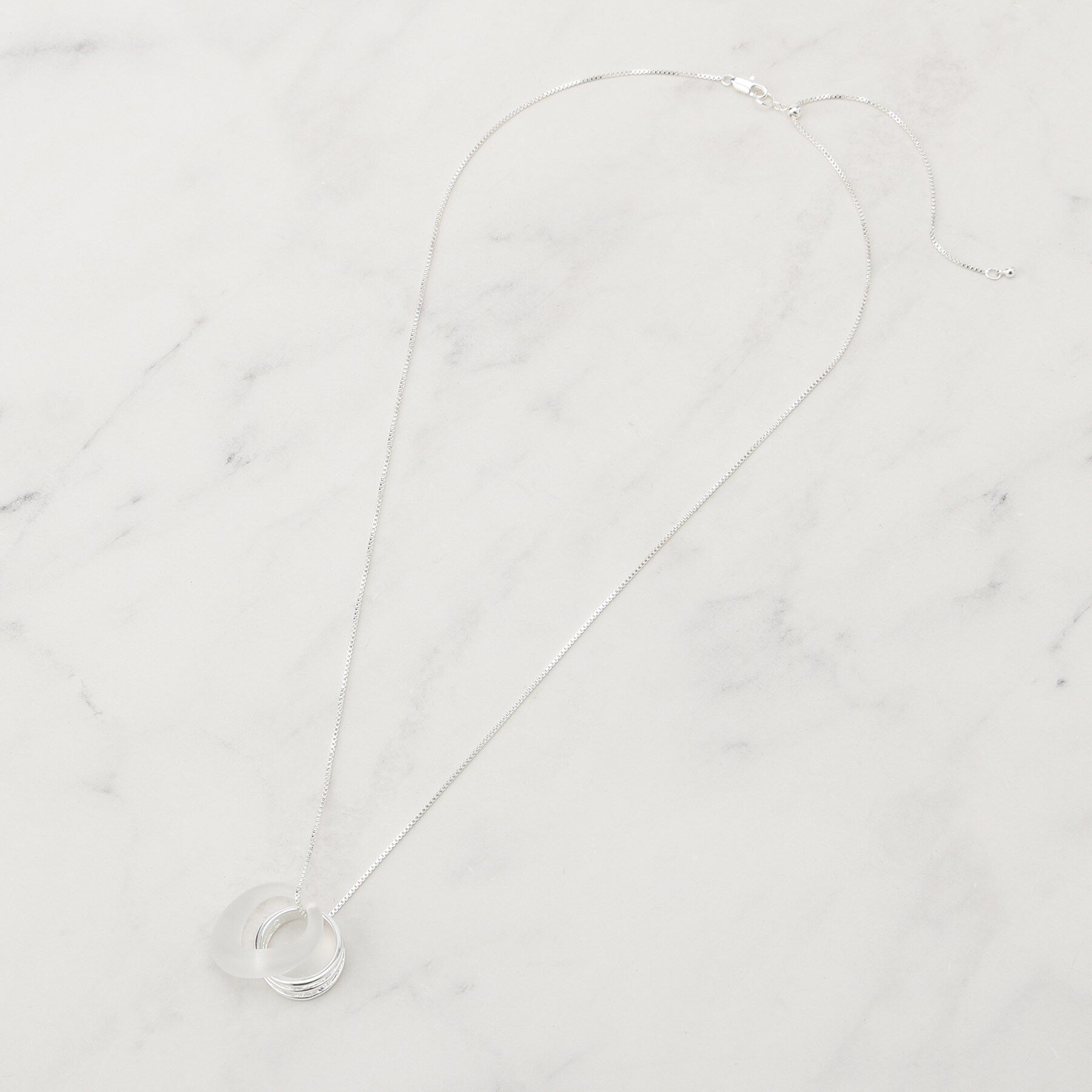 grove「カラーアクリルリングネックレス」|ネックレス|