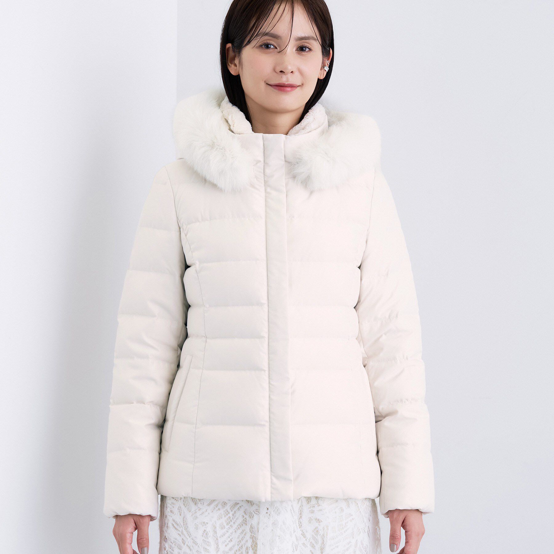 INDIVI「【名品／撥水／抗菌防臭】ショート丈リサイクルダウンコート」|ダウン|