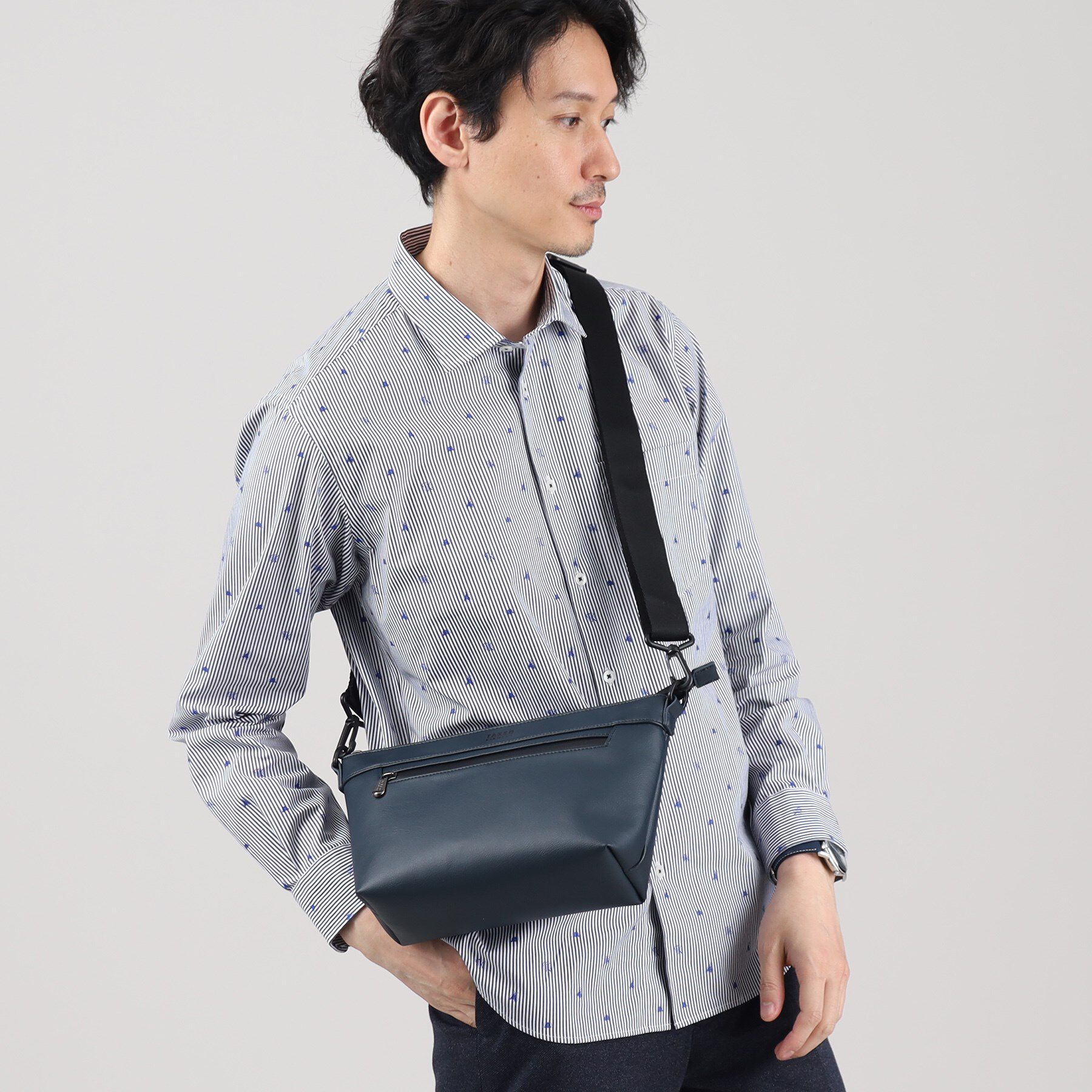 TAKEO KIKUCHI「【撥水】ライトウェイト ミニショルダーバッグ」|ショルダー・メッセンジャー|