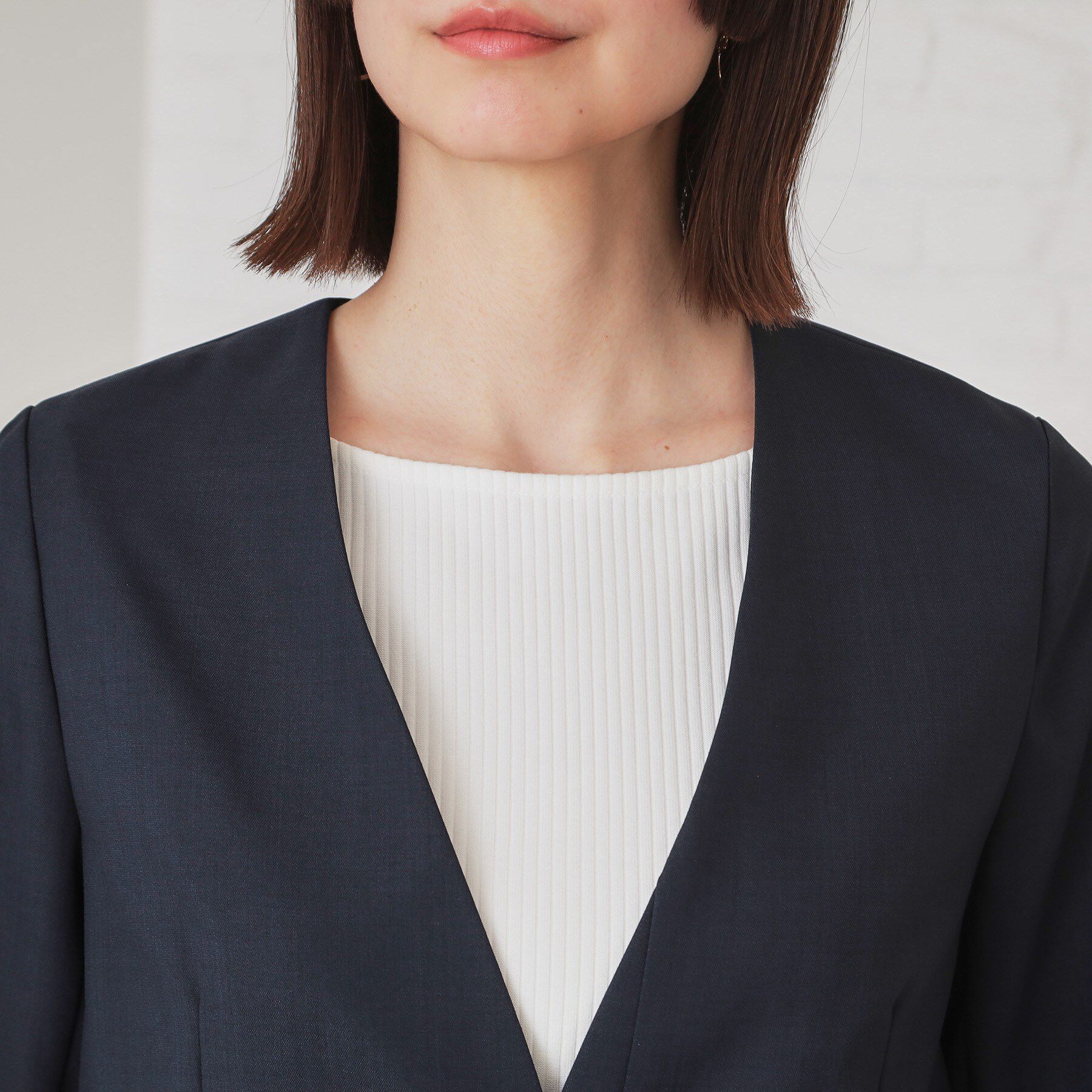 OPAQUE.CLIP「ストレッチリネンライクVネックジャケット/セットアップ対応【洗濯機洗い可/防シワ】」|ノーカラージャケット|