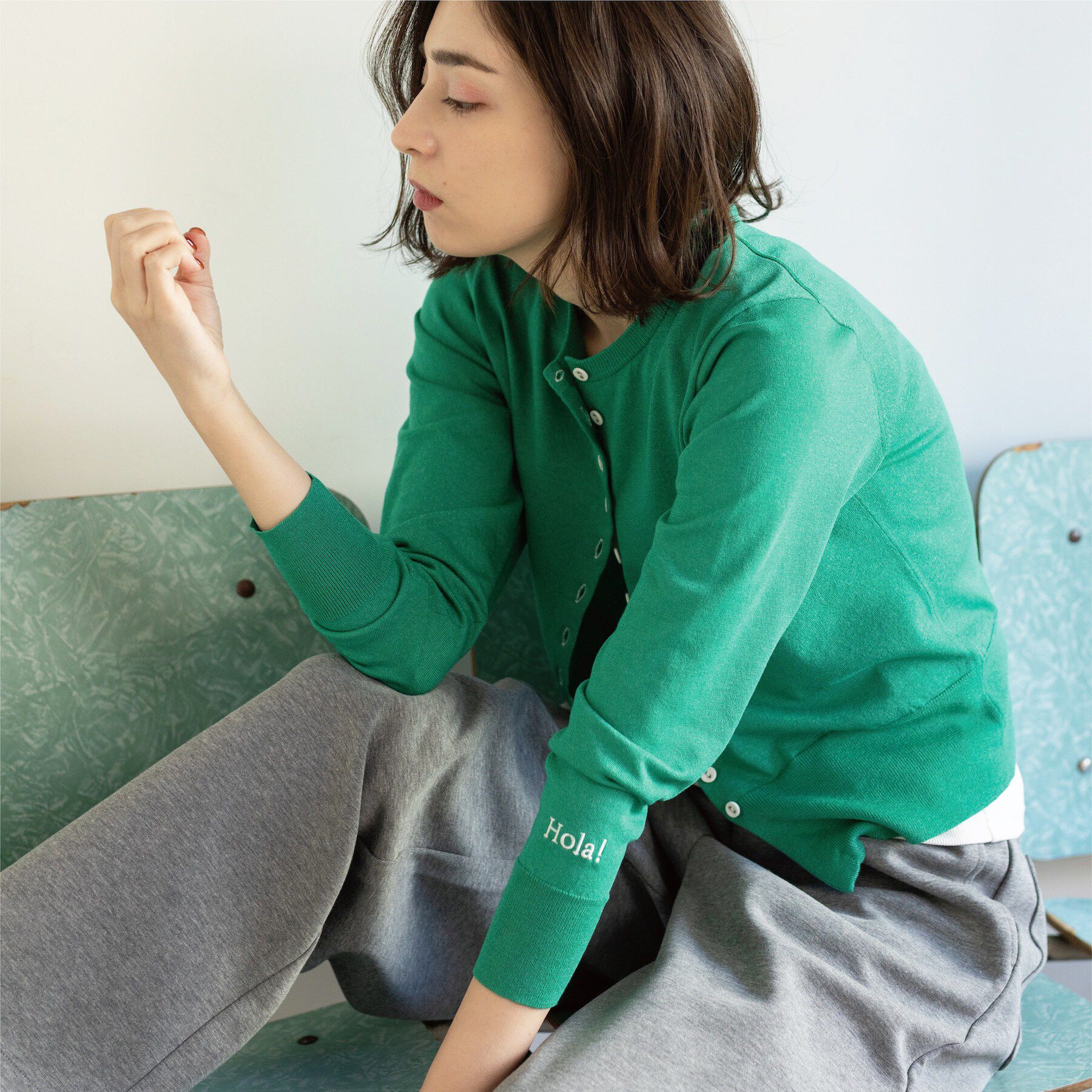 OPAQUE.CLIP「多ボタン 袖口刺繍クルーネックカーディガン」|カーディガン|