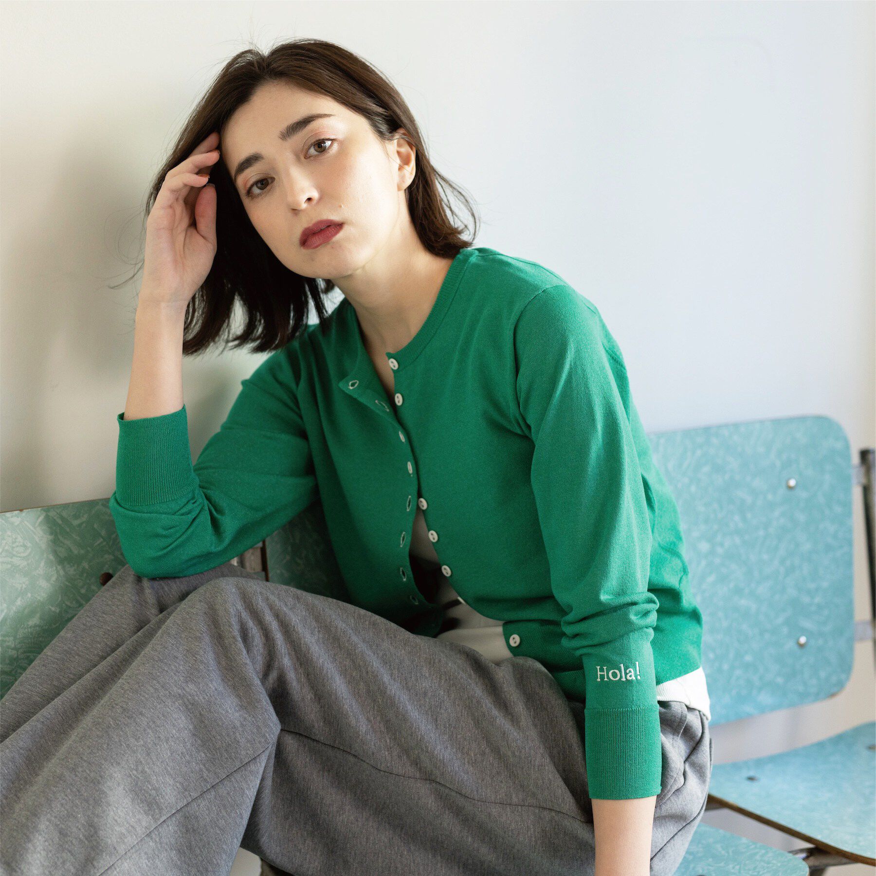 OPAQUE.CLIP「多ボタン 袖口刺繍クルーネックカーディガン」|カーディガン|