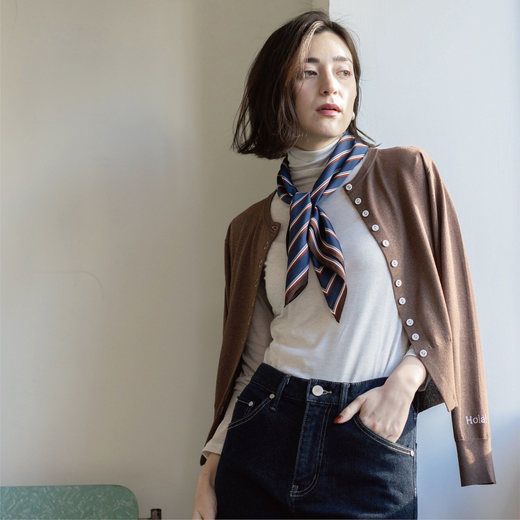 OPAQUE.CLIP「多ボタン 袖口刺繍クルーネックカーディガン」|カーディガン|