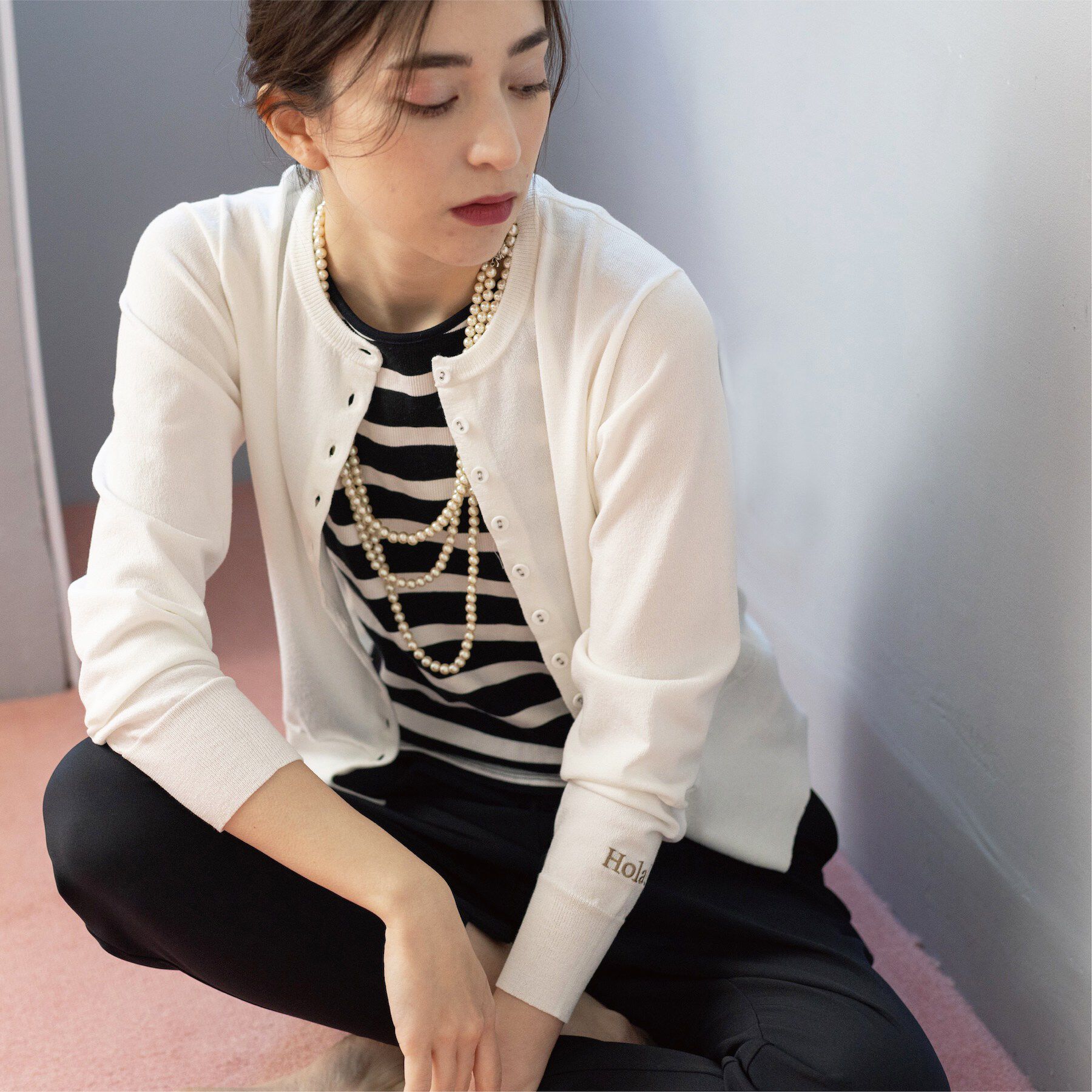 OPAQUE.CLIP「多ボタン 袖口刺繍クルーネックカーディガン」|カーディガン|