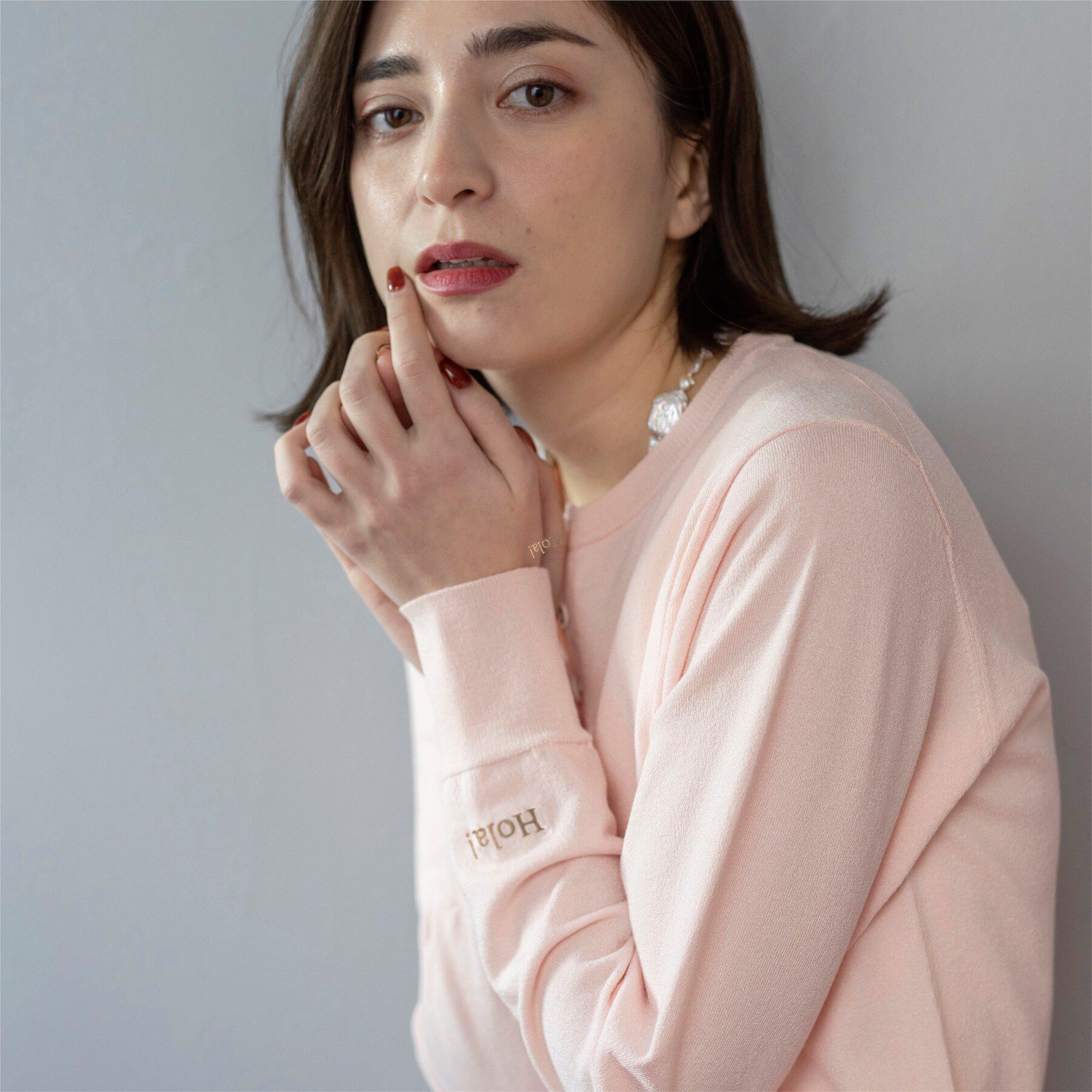 OPAQUE.CLIP「多ボタン 袖口刺繍クルーネックカーディガン」|カーディガン|