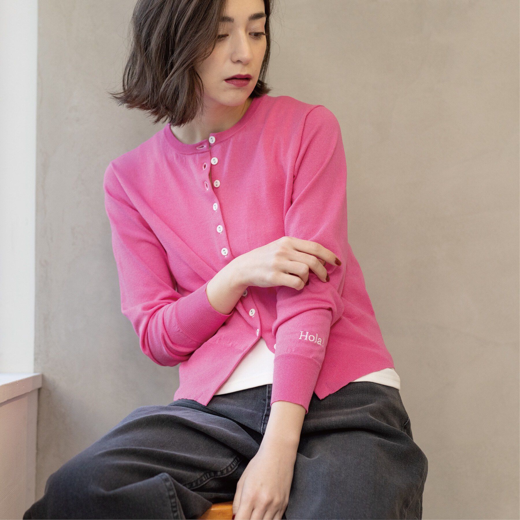 OPAQUE.CLIP「多ボタン 袖口刺繍クルーネックカーディガン」|カーディガン|