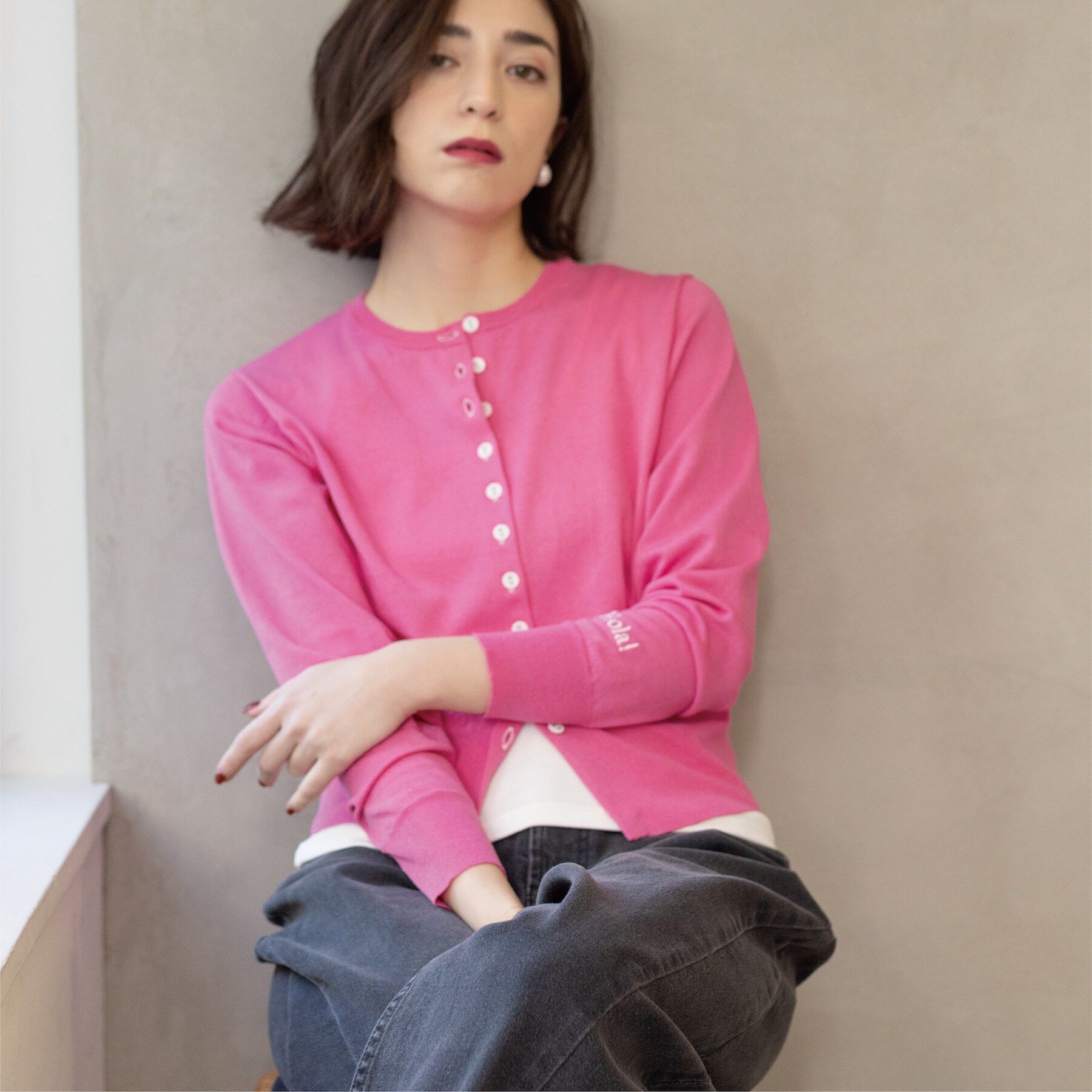 OPAQUE.CLIP「多ボタン 袖口刺繍クルーネックカーディガン」|カーディガン|