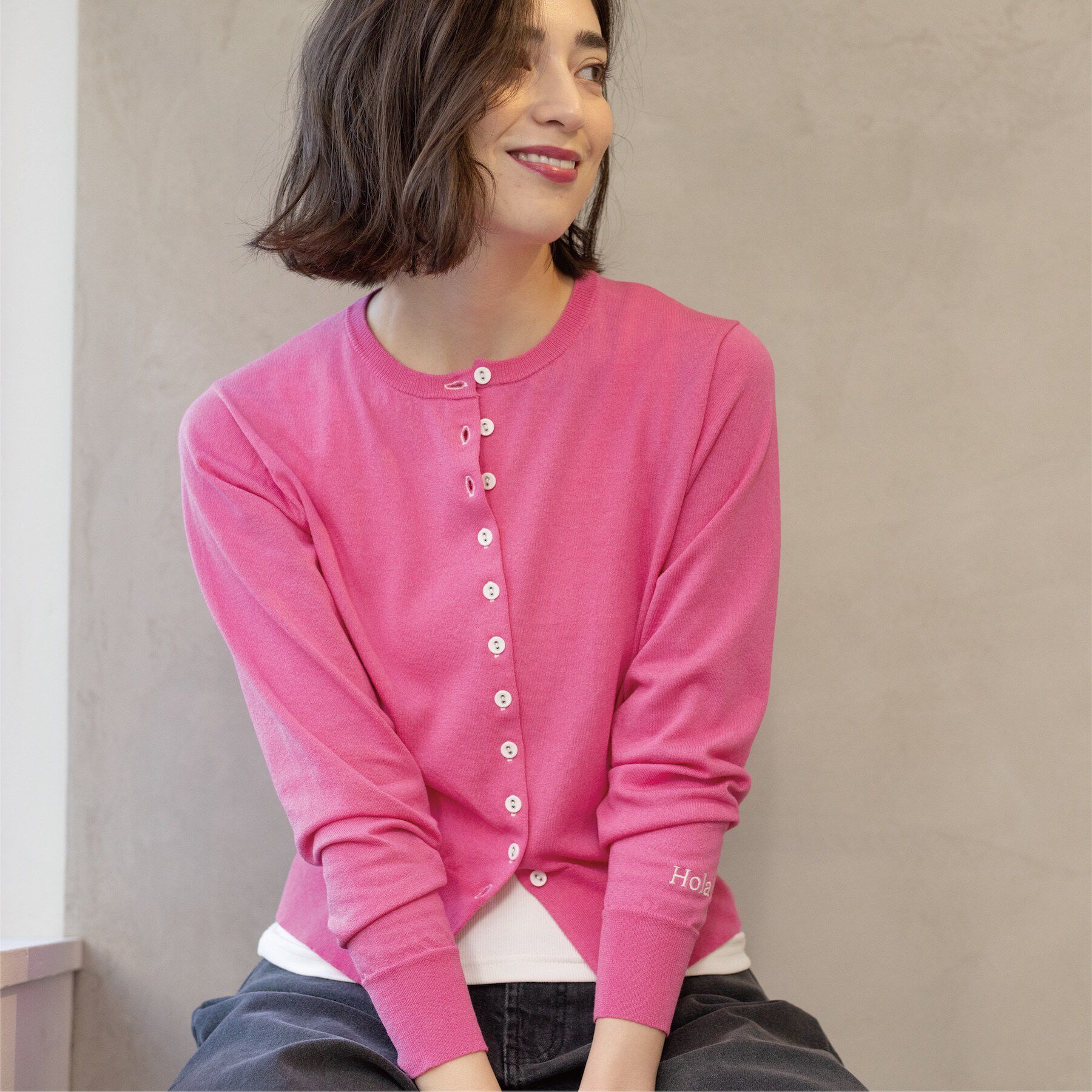 OPAQUE.CLIP「多ボタン 袖口刺繍クルーネックカーディガン」|カーディガン|ピンク(072)