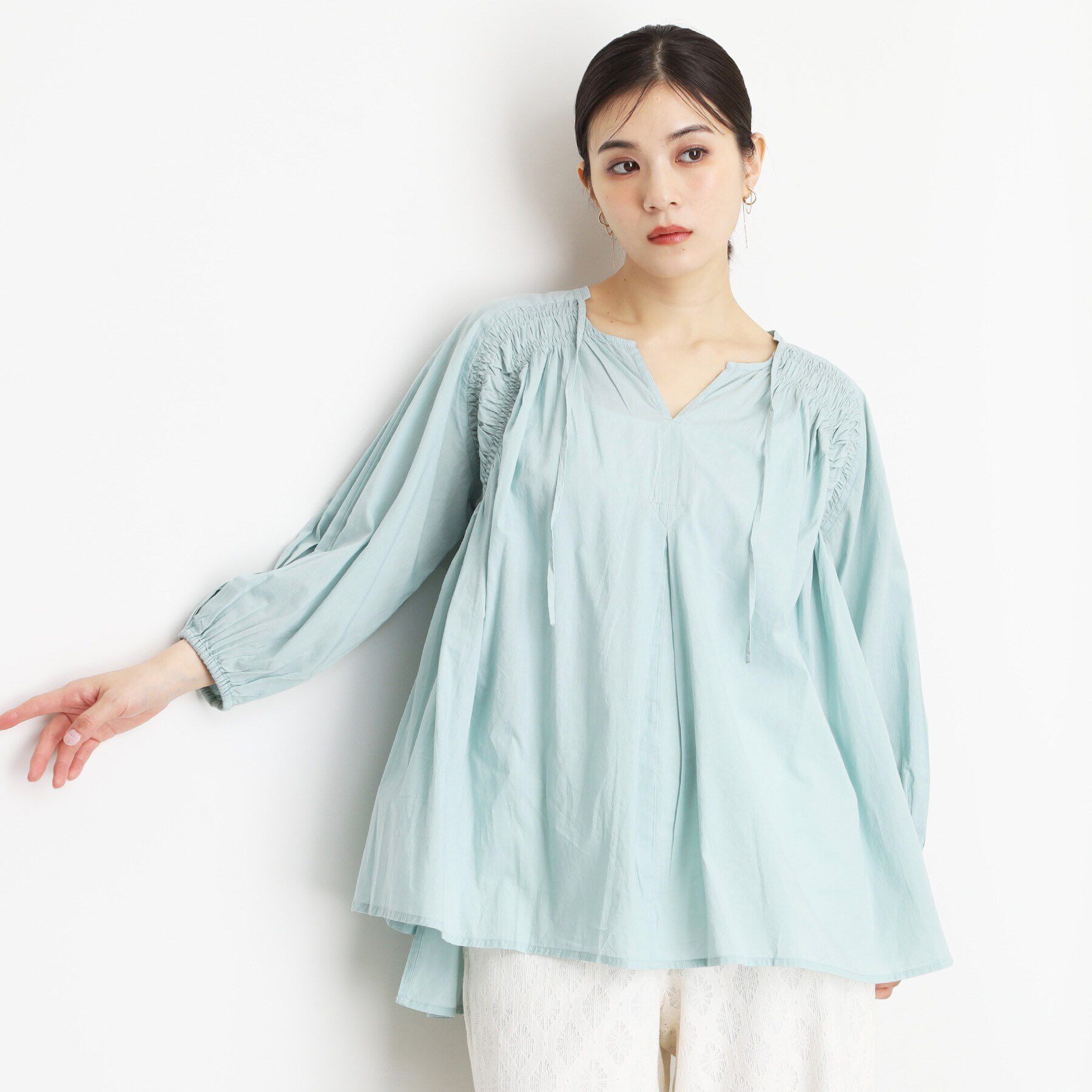 THE SHOP TK「コットンシャーリングブラウス【洗える】」|シャツ・ブラウス|サックスブルー(09