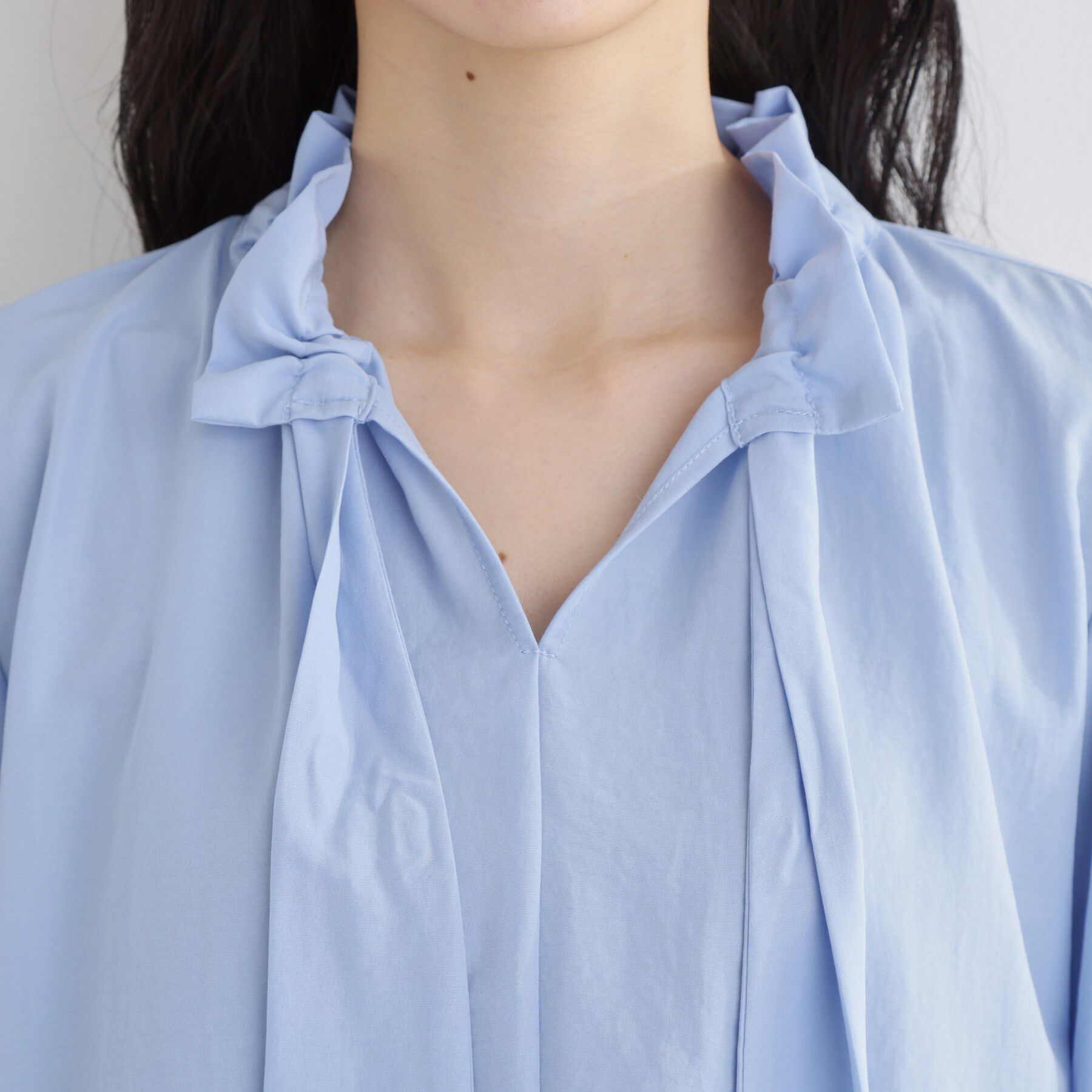 THE SHOP TK「【通勤・セレモニー】ギャザーリボンタイブラウス」|シャツ・ブラウス|